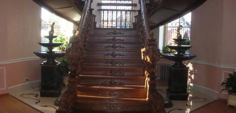 Изготовление и монтаж деревянной лестницы. г. Екатеринбург